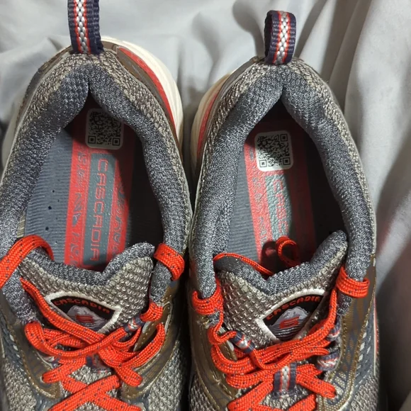 Brooks Cascadia 6 Trail Running Shoes - Picture 8 of 10